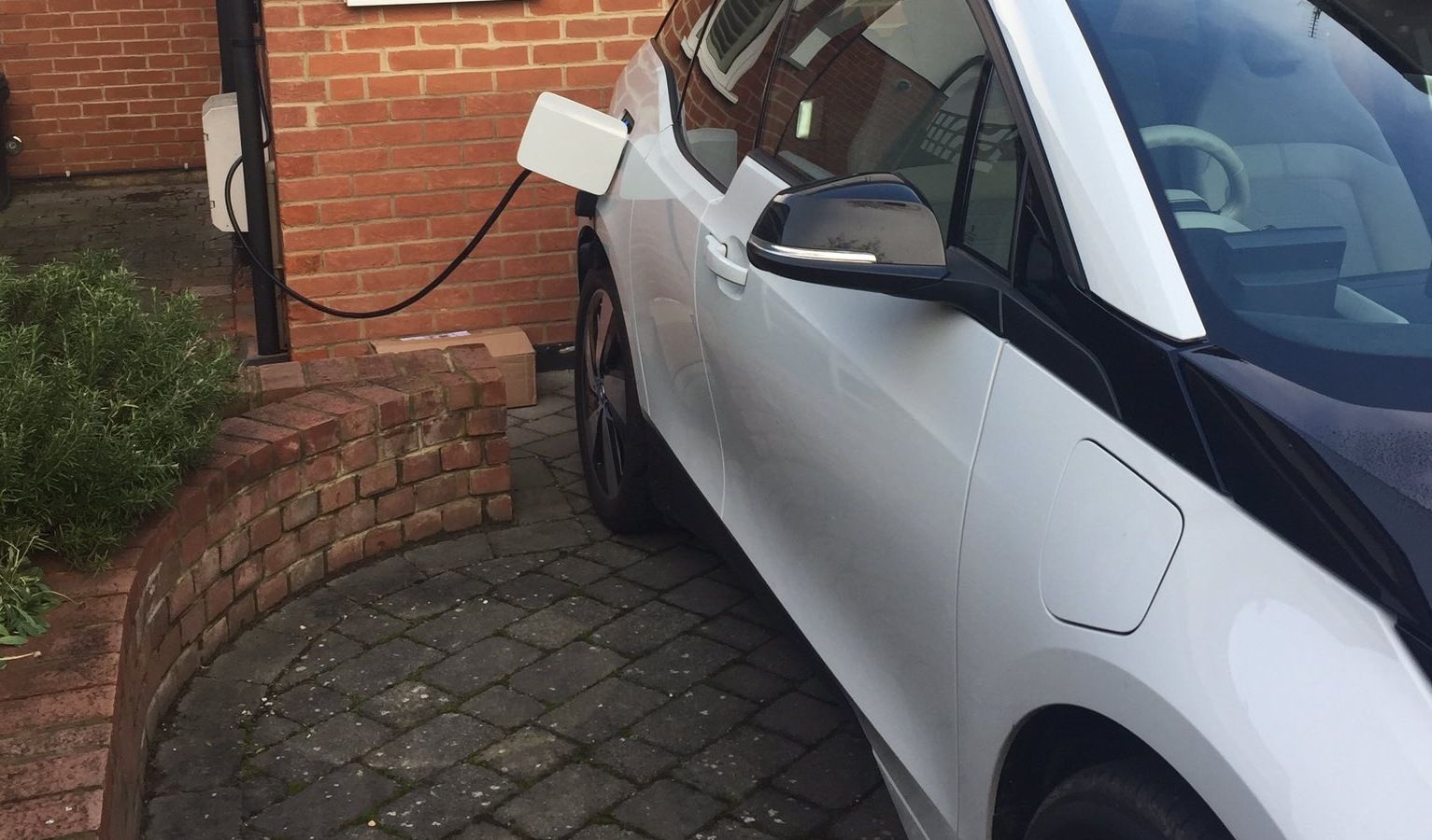Home charger without earth rod